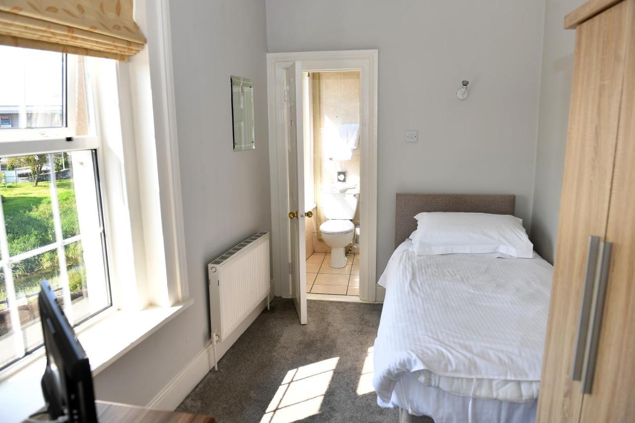 Railway House Guest House Mullingar Exterior foto
